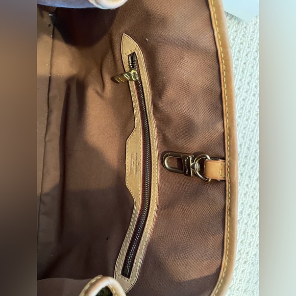 A classic, Batignolles Louis Vuitton in original print and in great shape! - Picture 9 of 16